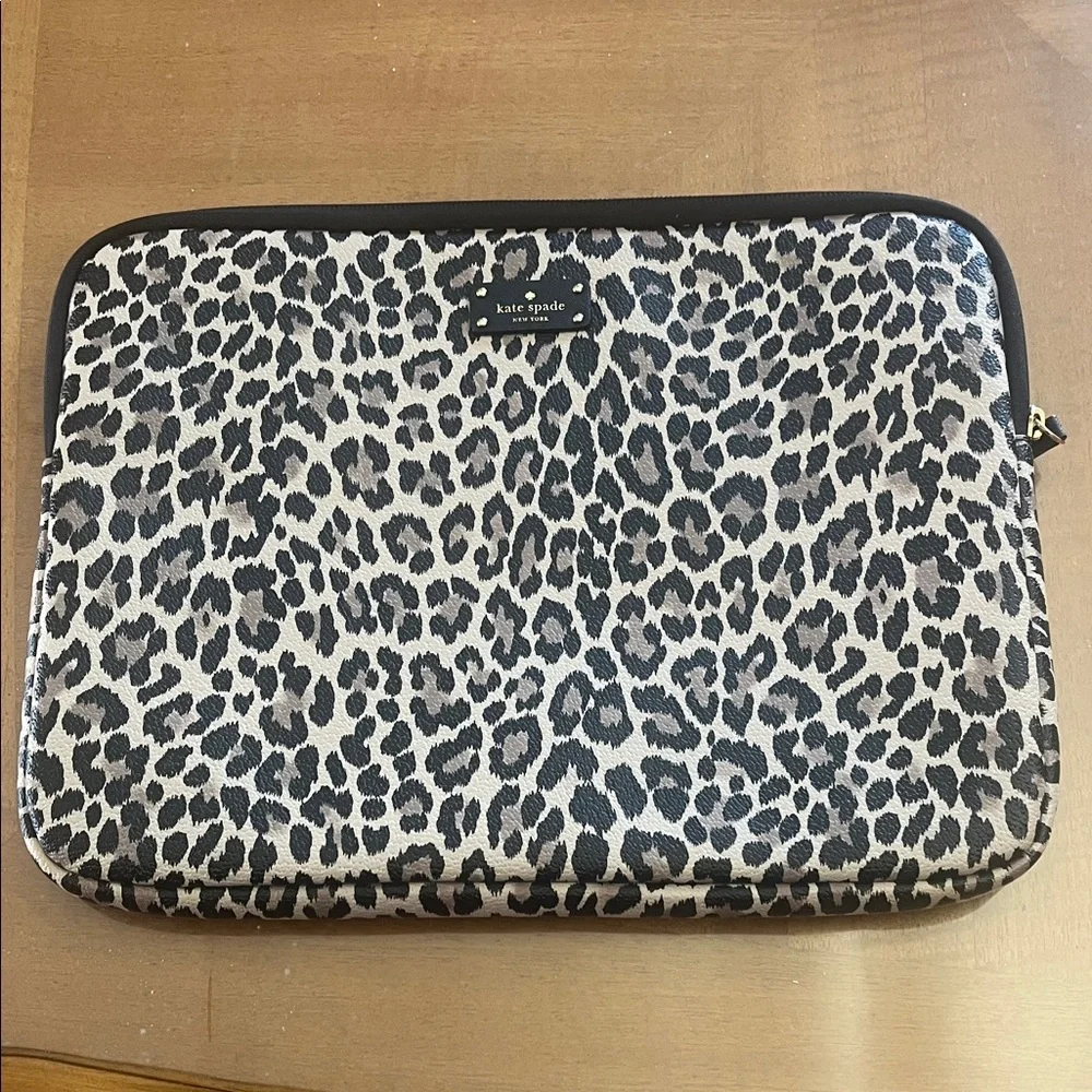 Kate Spade Leopard Print Sleeve in Black and Cream